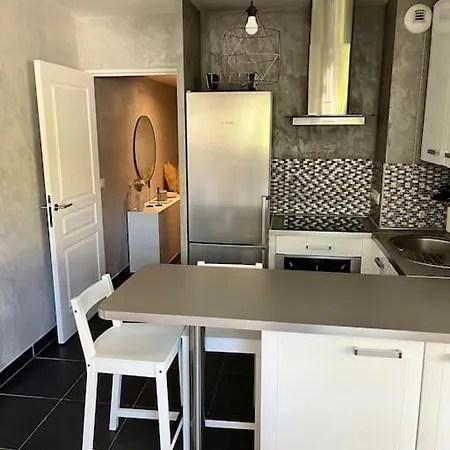 Apartment 2 Pieces Proche Monaco - Parking Prive Menton